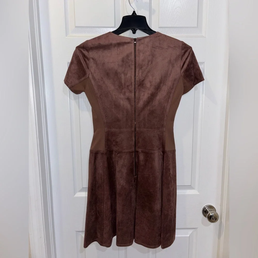 BCBGMAXAZRIA "Darra" Faux Suede A-Line Dress SZ 8 - Picture 6 of 12